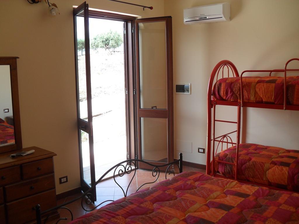 Agriturismo La Targa Buonfornello Εξωτερικό φωτογραφία