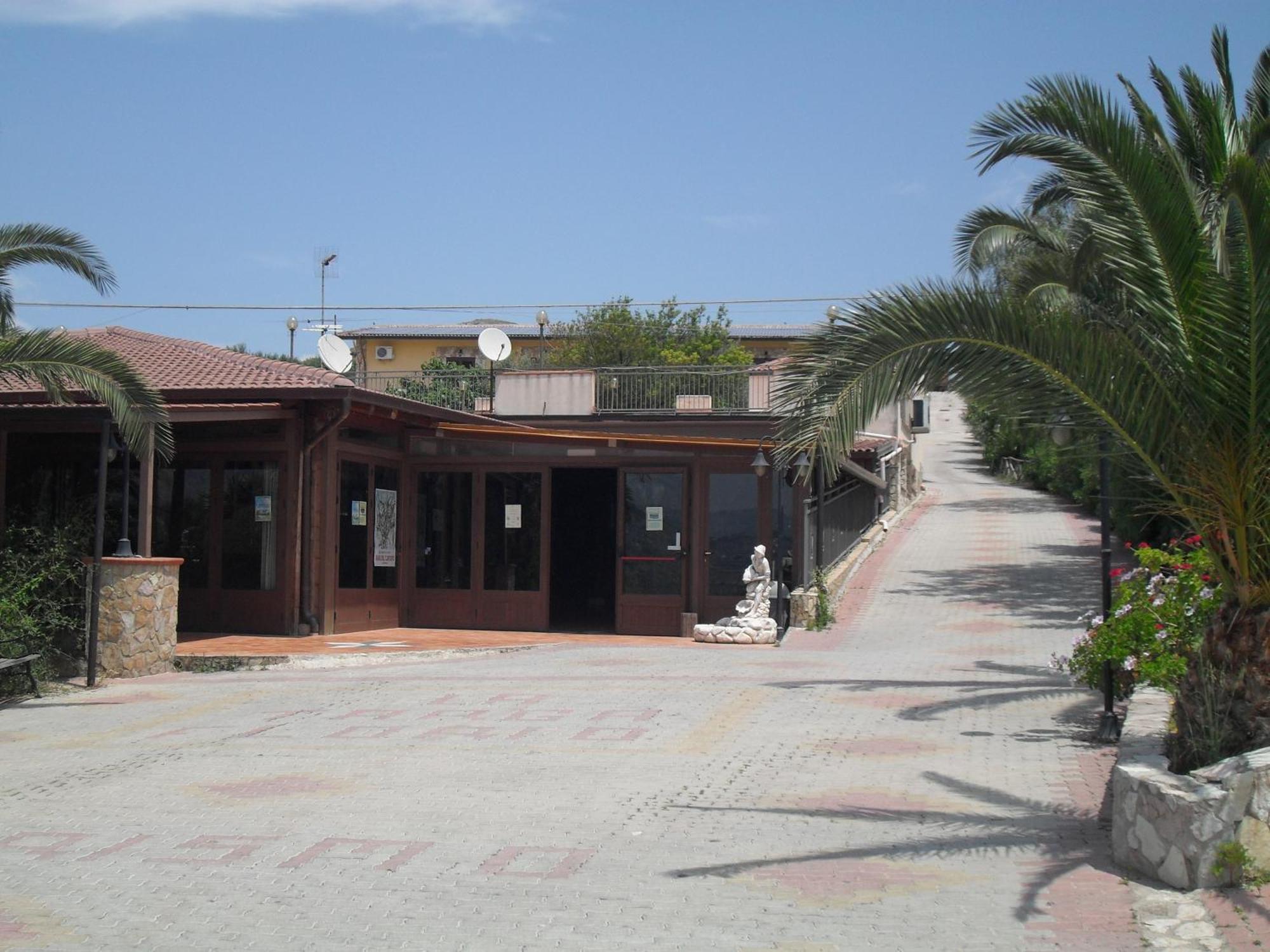 Agriturismo La Targa Buonfornello Εξωτερικό φωτογραφία